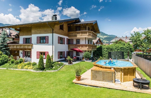 Apartment 'Sonnentau' with Shared Pool, Shared Garden and Wi-Fi