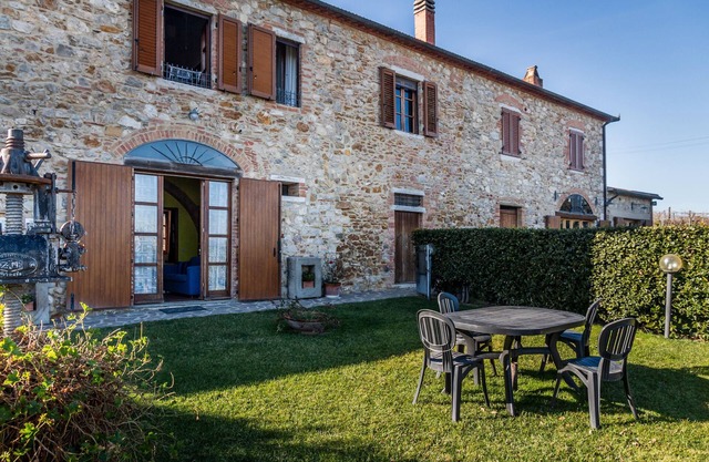 Apartment 'Stalla' with Shared Garden, Wi-Fi and Air Conditioning