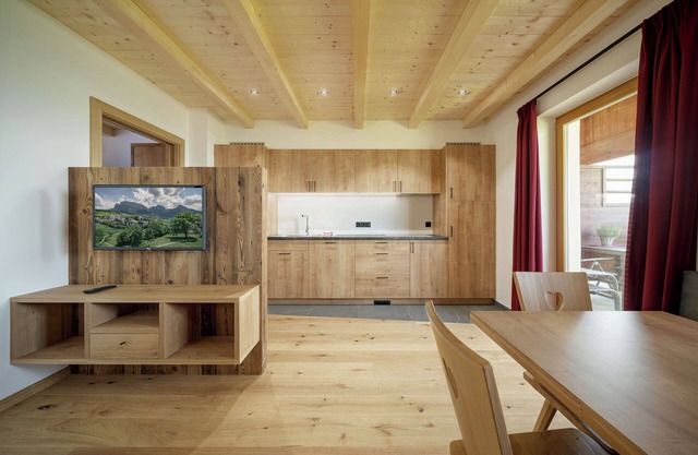 Apartment 'Salbei' with Mountain View, Private Terrace and Wi-Fi