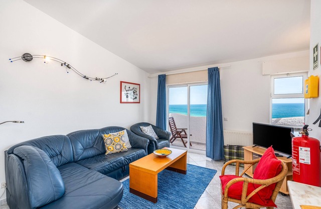 Apartment 'Salema Amazing View' with Sea View, Balcony and Wi-Fi