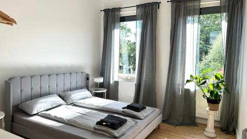 Apartment Savanna im historischen Stadtkern Linn in Krefeld, nähe Düsseldorf Messe, Airport, Parkmöglichkeiten direkt vor dem Haus