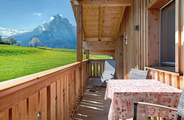 Apartment 'Schererhof Morgenrot' with Mountain View, Private Terrace and Wi-Fi