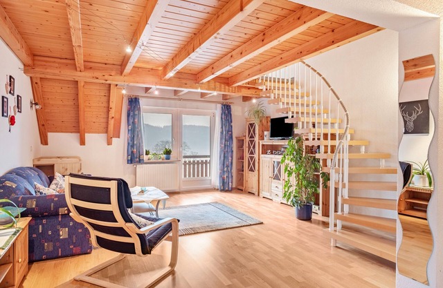Apartment 'Schillingblick' with Shared Garden, Balcony and Wi-Fi