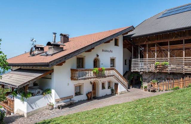 Apartment 'Schildberghof Santner' with Mountain View, Balcony & Wi-Fi