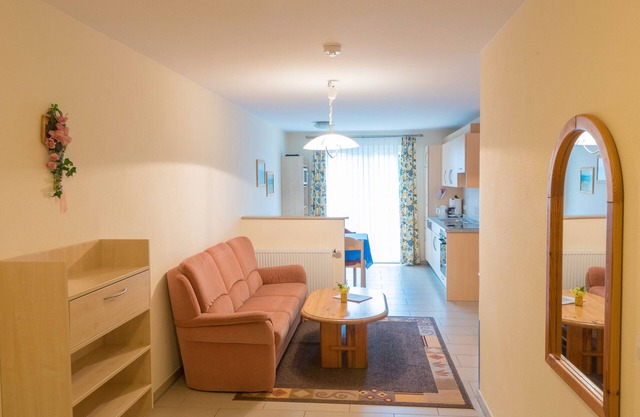 Apartment 'Schlüsselblume' with Shared Garden, Wi-Fi and Air Conditioning