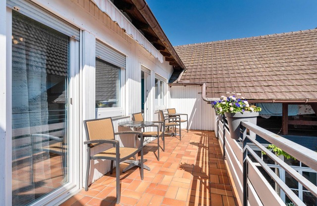 Apartment 'Schrammis Ferienwohnung - 4 Zimmer' with Shared Terrace, Garden and Wi-Fi