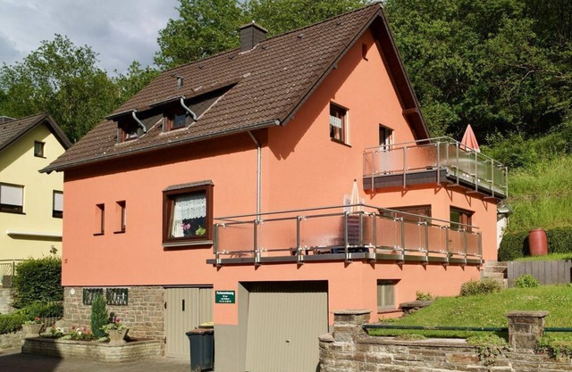 Apartment Schuh - 2-bed apartment with balcony
