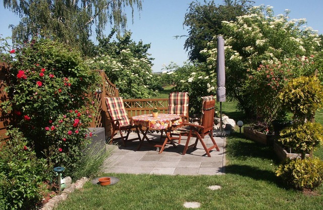 Apartment Schwalbennest 40sqm in the country house-loving + dog near Plau am See