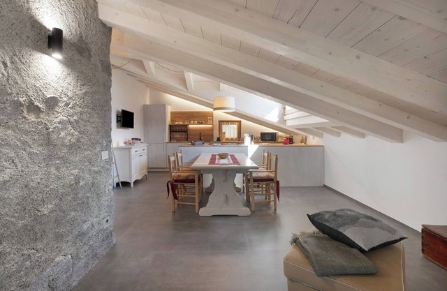 Apartment 'Scoiattolo' with Mountain View, Shared Garden and Wi-Fi