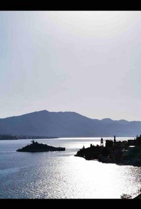 Apartment sea view, Terrace, Parking near Korcula