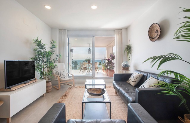 Apartment 'Seaview Alba' with Sea View, Wi-Fi and Air Conditioning