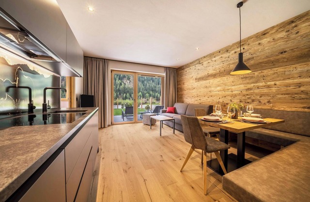 Apartment 'Seebrunn - Kuppelwieser Alm' with Mountain View, Private Terrace and Wi-Fi