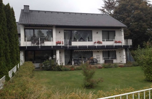 Apartment 'Seeglück' with Private Garden and Balcony