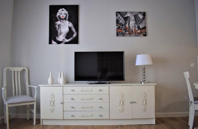 Apartment 'Sevilla 2' with Private Terrace, Wi-Fi and Air Conditioning