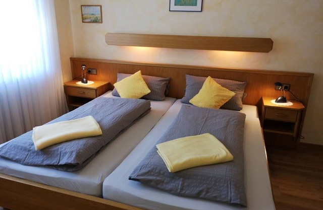 Apartment shower/WC, vineyard view - Schier, Appart-Pension