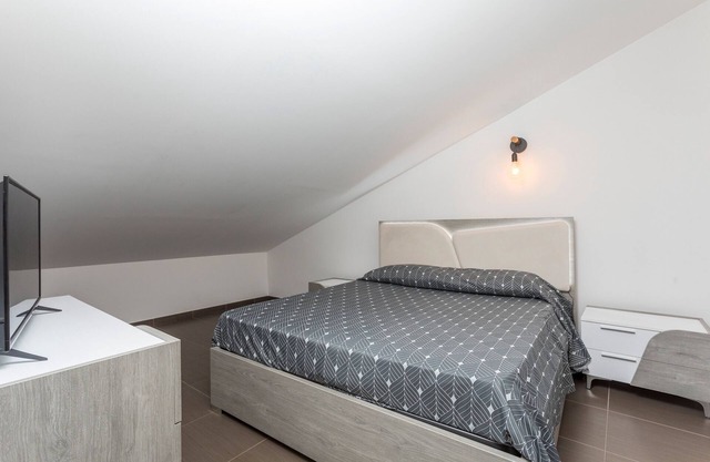 Apartment 'Sophia' with Mountain View, Shared Terrace and Air Conditioning