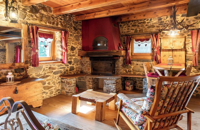 Apartment 'Soggiorno Con Camera Deluxe' with Mountain View, Private Terrace and Private Garden