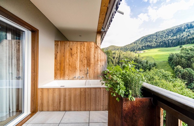 Apartment 'Sonnleiten Sonnenadler 4' with Mountain View, Private Terrace and Wi-Fi