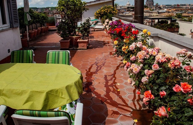 Apartment Spanish Steps with panoramic roofterrace-Free Wifi/AC-Rome on foot