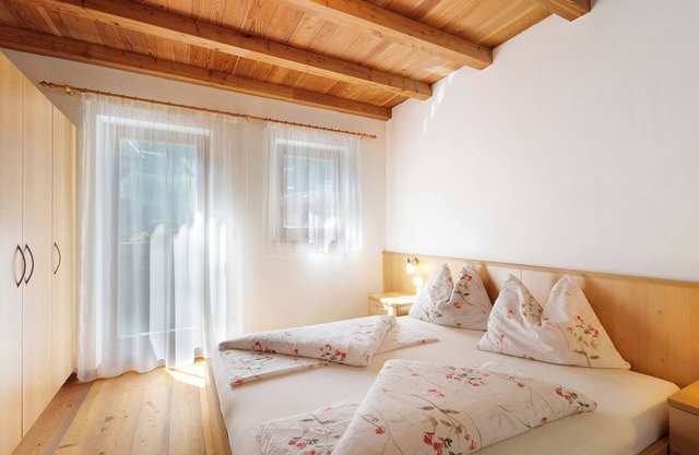 Apartment 'Speckign 2' with Mountain View, Balcony and Wi-Fi