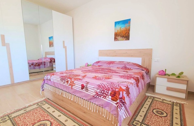 Apartment 'Spiagge Bianche' with Sea View, Balcony and Air Conditioning