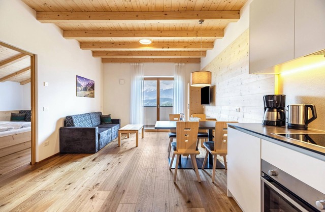 Apartment "Stefansdorf Wohnung 7" with Mountain View, Wi-Fi, Garden, Balcony & BBQ