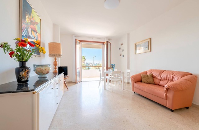 Apartment 'Stella' with Sea View, Wi-Fi and Air Conditioning