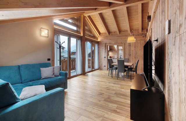 Apartment 'Stelvio' with Mountain View, Balcony and Wi-Fi