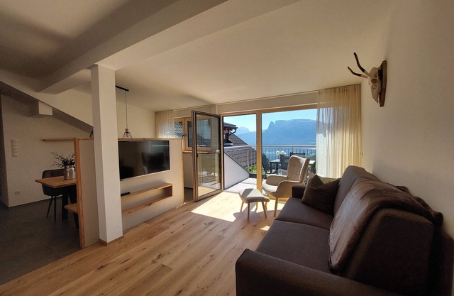 Apartment 'Stodlzauber' with Mountain View, Shared Garden and Wi-Fi