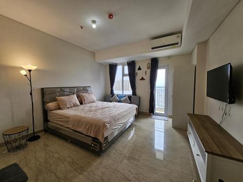 Apartment Studio Penthouse Podomoro