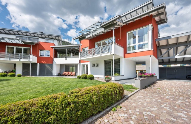 Apartment 'Suite Marianne' with Mountain View, Private Terrace and Wi-Fi