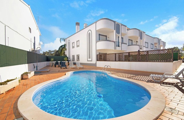 Apartment "Sunset" with Shared Pool, Private Terrace & Wi-Fi