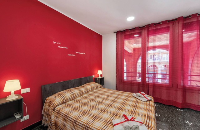 Apartment 'Superba' with Wi-Fi and Air Conditioning