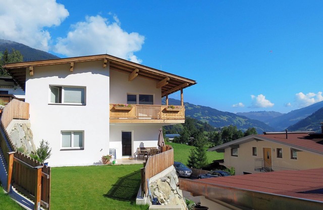 Apartment Tamerl by Interhome