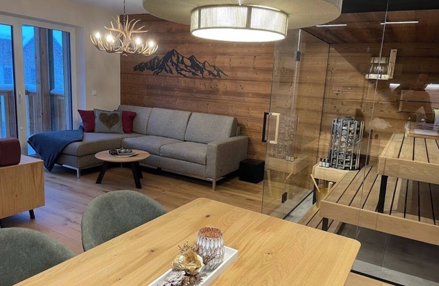 Apartment 'Tauplitzrausch Lodge' with Mountain View, Shared Garden and Wi-Fi