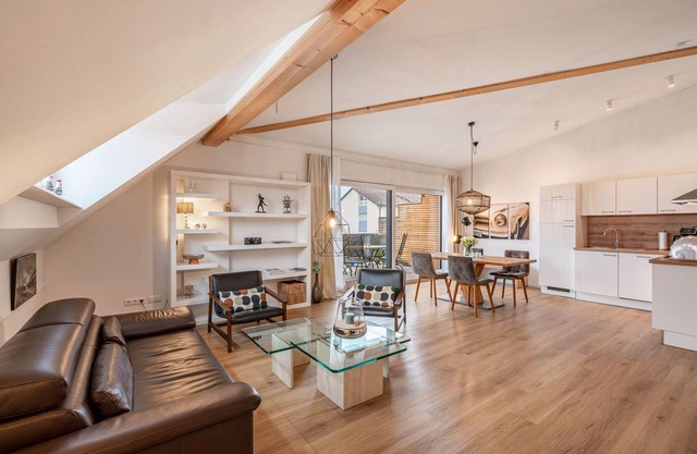 Apartment 'Terralpin - 98 Qm' with Balcony and Wi-Fi