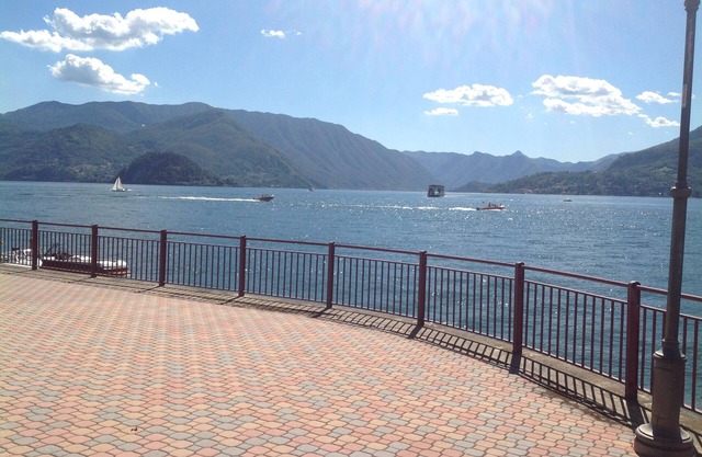 APARTMENT TO LET in the beautiful town of Varenna: