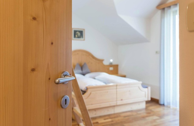 Apartment “ Trocker Kastelrut 11” near Seiser Alm with Balcony, Whirlpool & Sauna