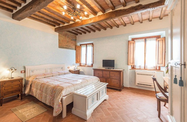 Apartment 'Turchese' with Shared Pool, Wi-Fi and Air Conditioning