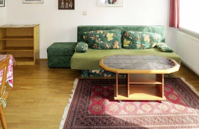 Apartment Unterkofler (TFN100) in Treffen - 4 persons, 1 bedrooms