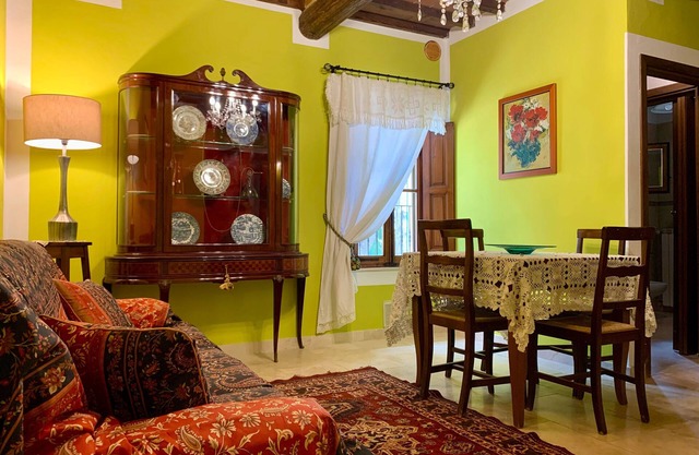 Apartment 'Verbena' with Shared Pool, Wi-Fi and Air Conditioning