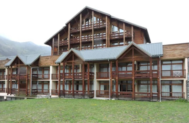 Apartment 'Valloire 6-8 Pers' with Wi-Fi