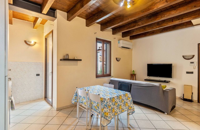 Apartment 'Verona Fh' with Shared Garden, Wi-Fi and Air Conditioning