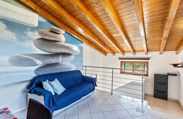 Apartment 'Verona' with Shared Garden, Wi-Fi and Air Conditioning