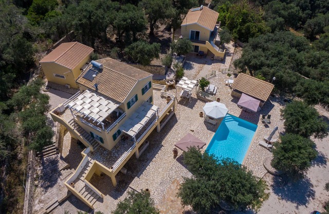 Apartment 'Villa Elaia 7' with Mountain View, Wi-Fi and Air Conditioning