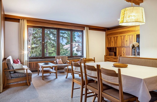 Apartment "Villa Pinie" with Private Garden, Private Terrace & Wi-Fi