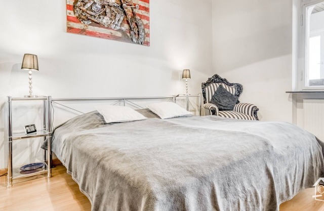 Apartment 'Villa Rheinstein Am Schloss Engers' with Balcony and Wi-Fi