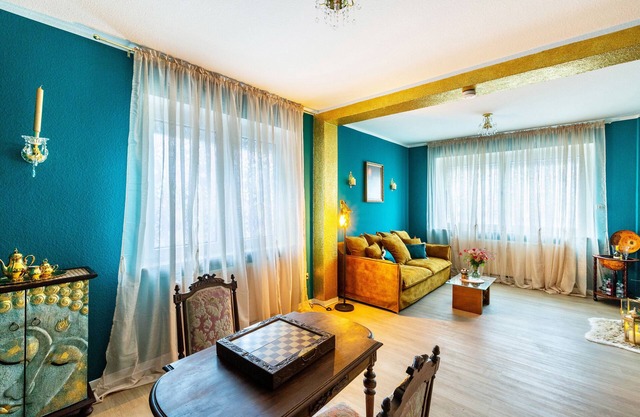 Apartment 'Vintage Suite Mit Jacuzzi Und Sauna' with Wi-Fi