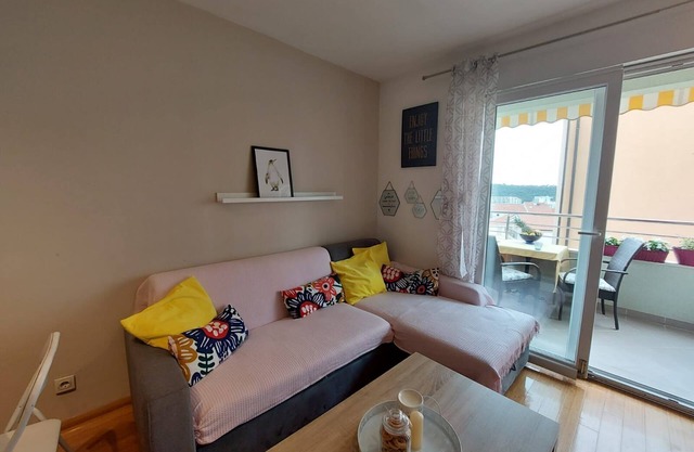 Apartment Vira (89731-A1) - Makarska