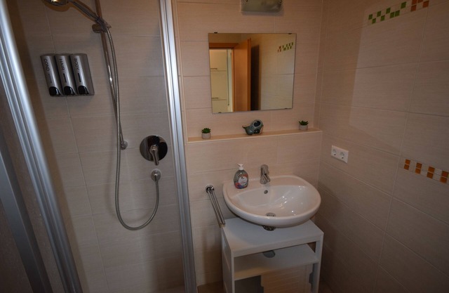 Apartment with balcony (1.3) | Parking | Perfect for business travelers